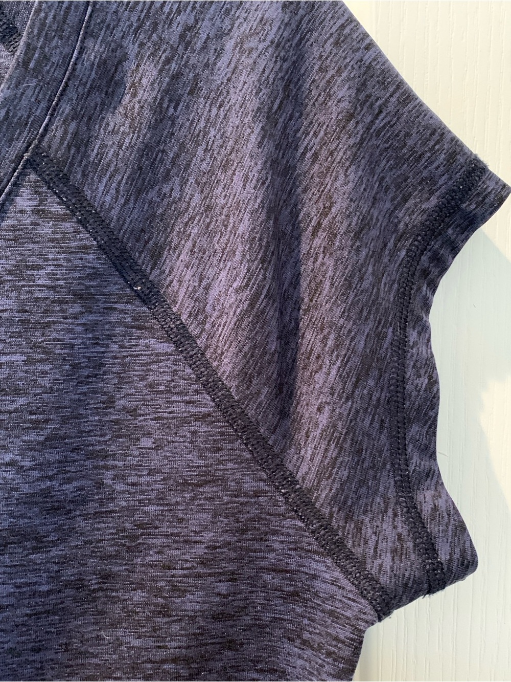 IDEOLOGY Women’s Blue V-neck Athletic T-shirt Size Medium - Picture 4 of 10